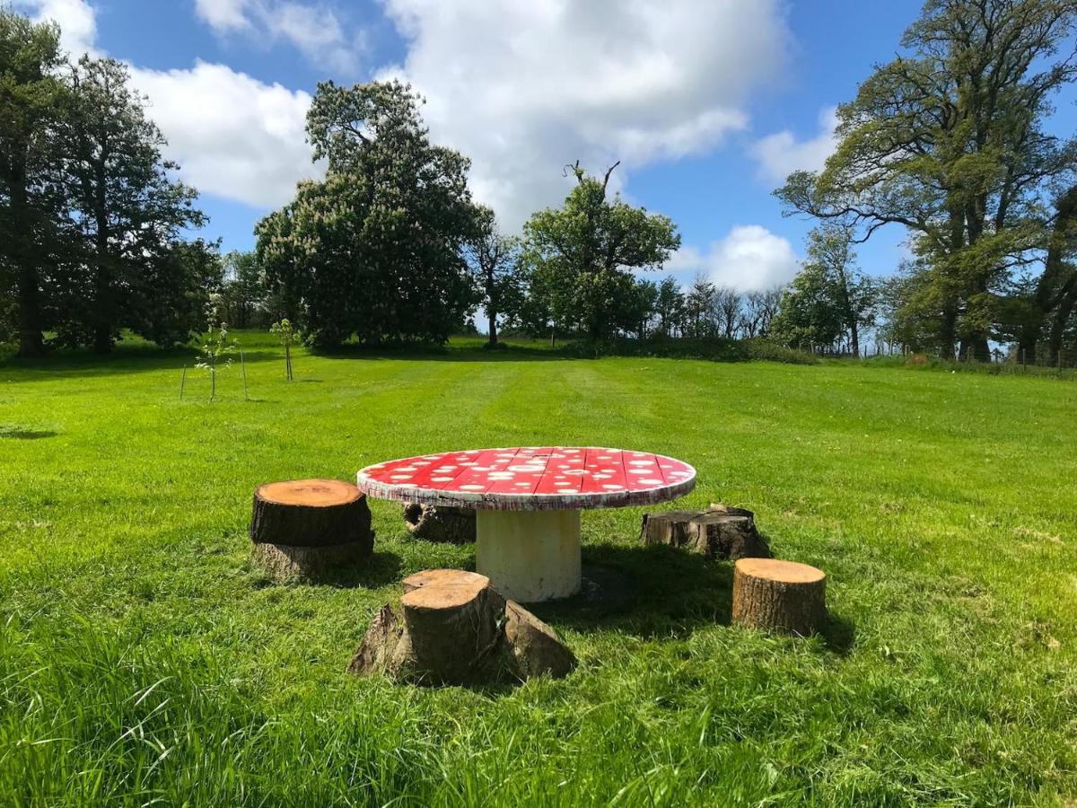 Romantic Rural Break In Countryside Castle Grounds Private Retreat Wizards Rest Bishops Tawton Екстер'єр фото